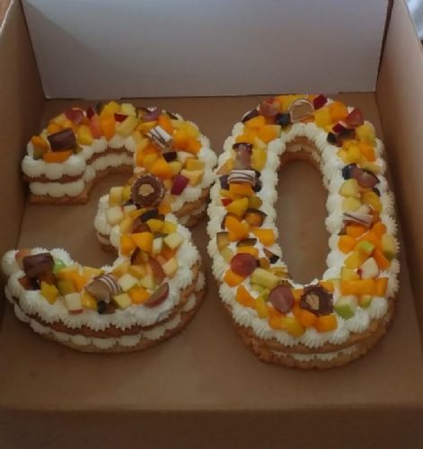 בן 30 בפירות